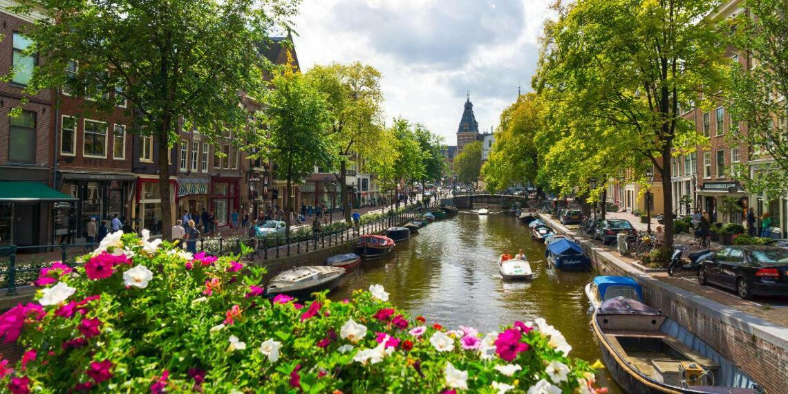 Hotel Vakantieverblijf Aan De Dijk Hippolytushoef Esterno foto
